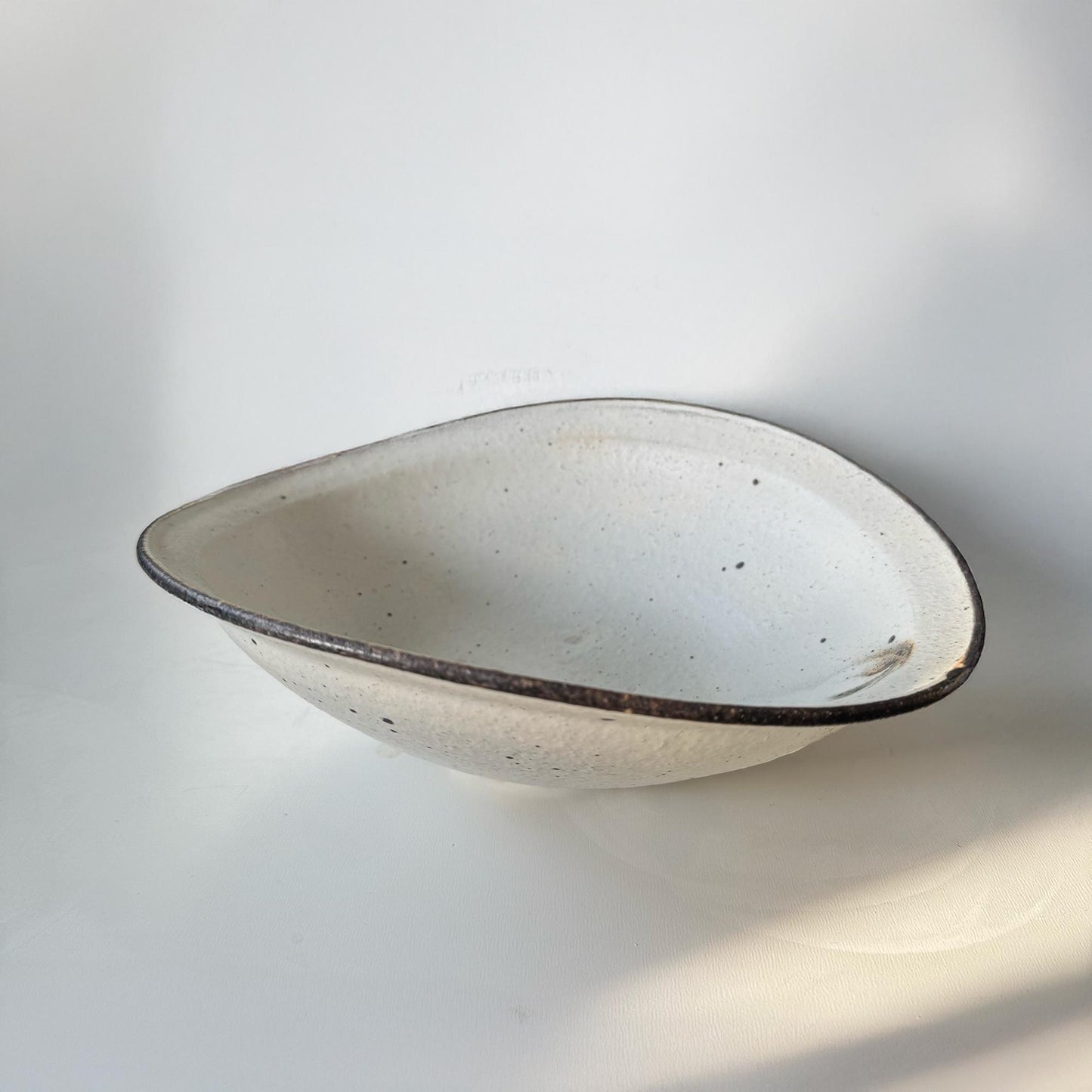 Kohiki Handmade Asymmetrical Bowl by Takashi Sogo - [Limited Qty] - ZenwareCrafts