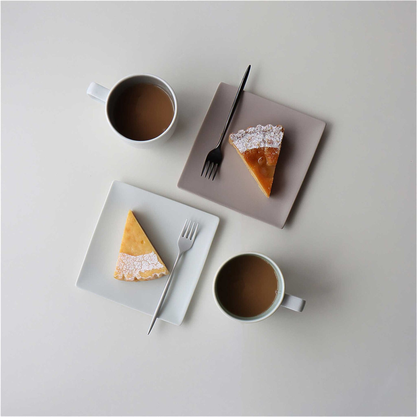 Matte Hasami Ware Handmade Square Plate - ZenwareCrafts