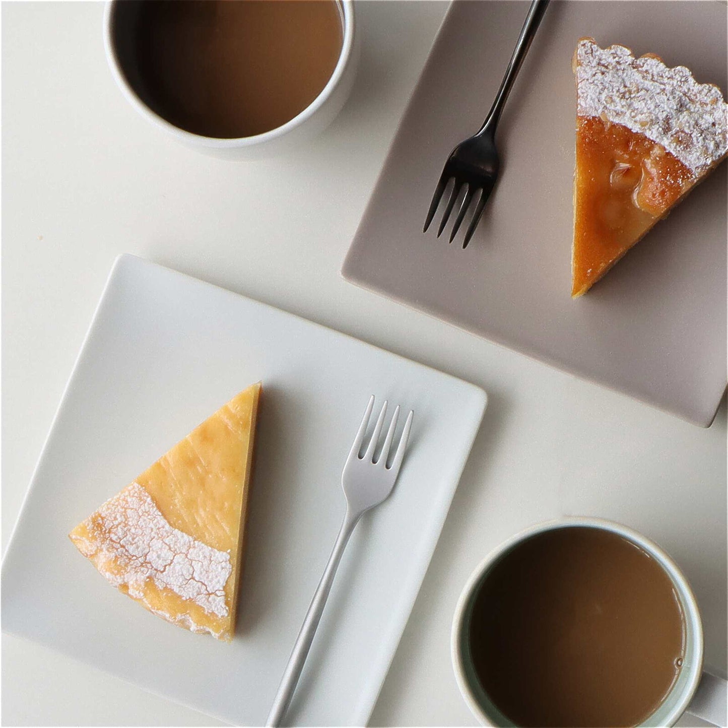 Matte Hasami Ware Handmade Square Plate - ZenwareCrafts
