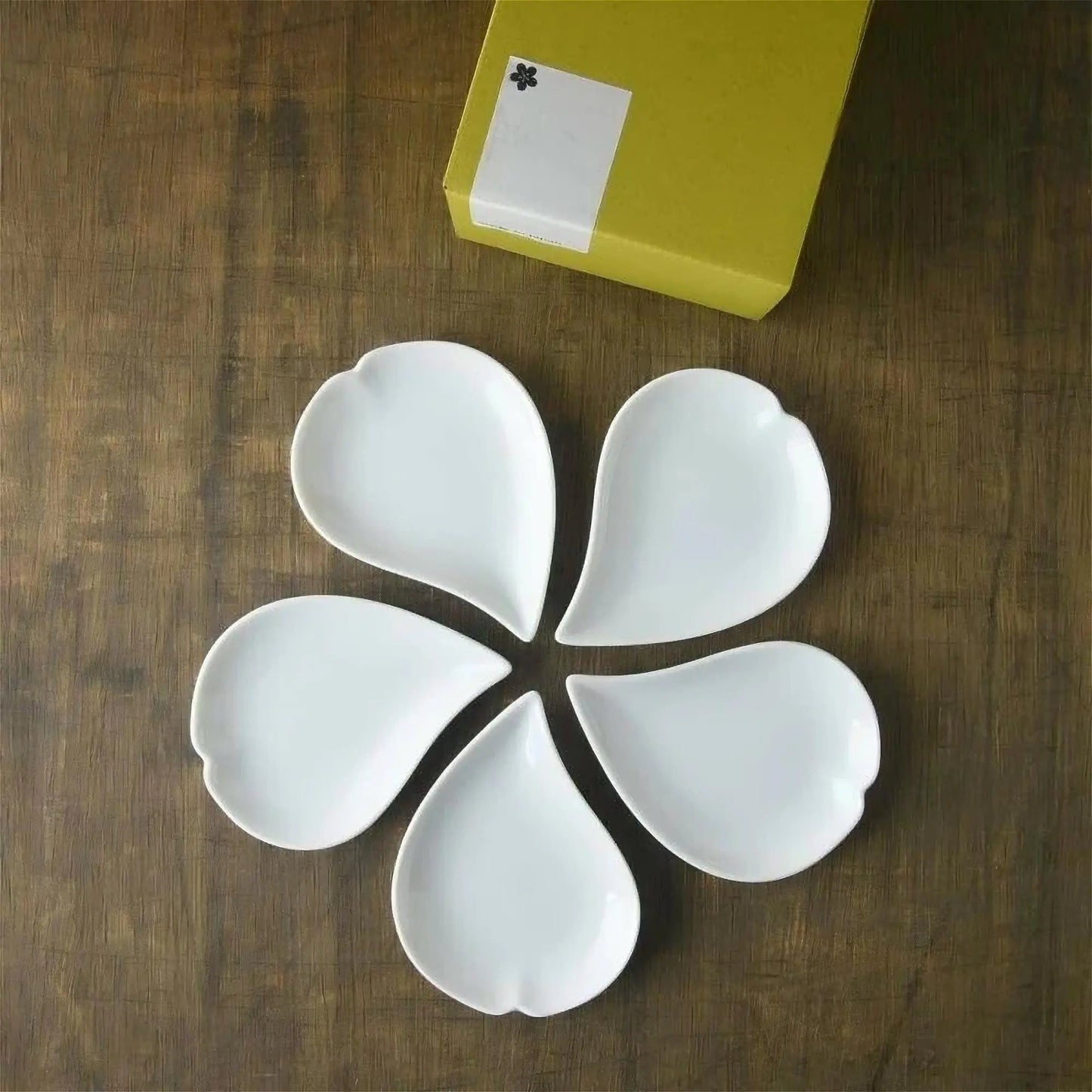 Cherry Blossom Porcelain Petal Plate Set - White/Pink - ZenwareCrafts