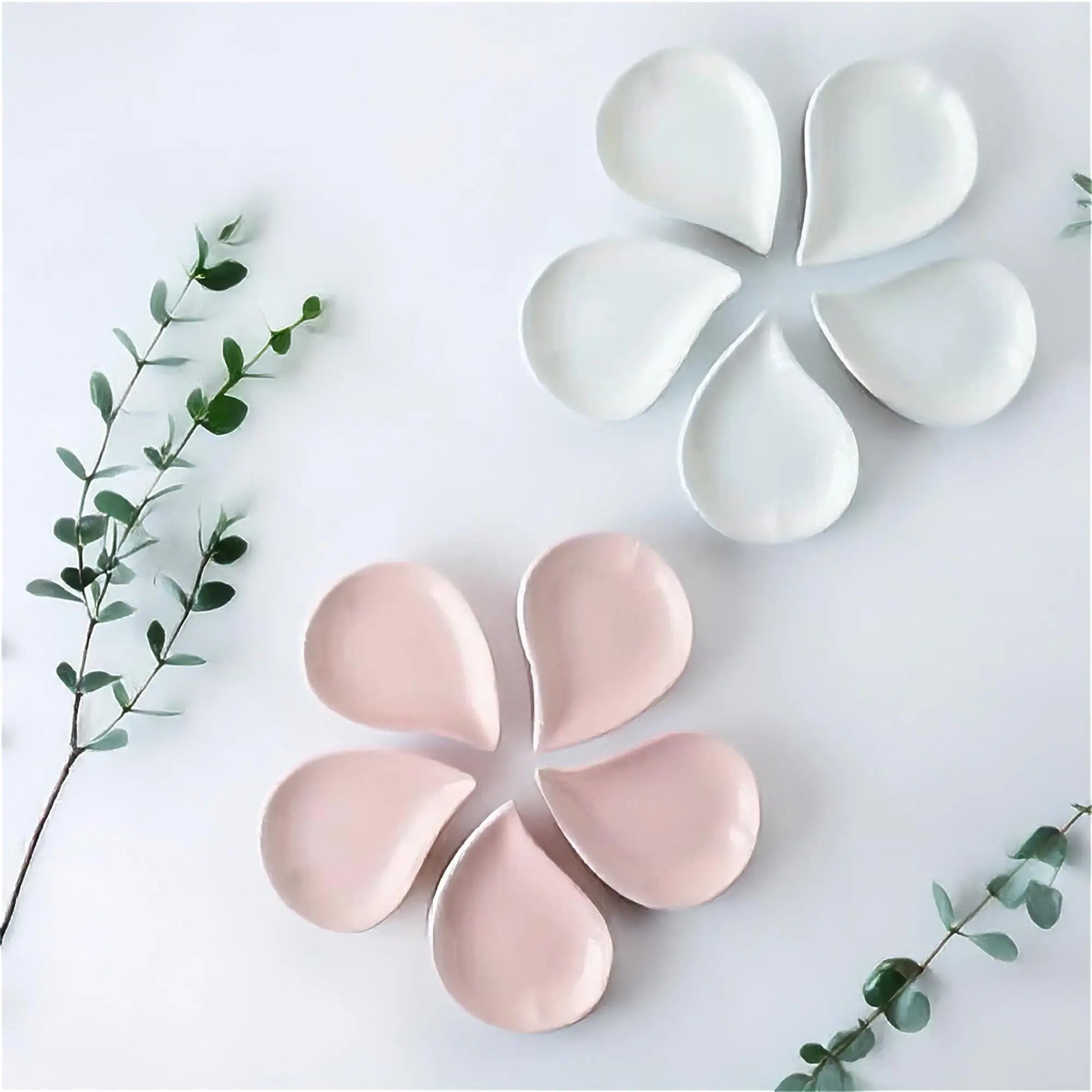 Cherry Blossom Porcelain Petal Plate Set - White/Pink - ZenwareCrafts